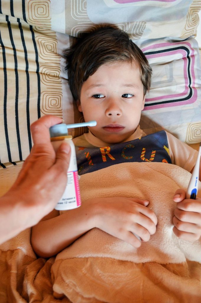 boy, spray, temperature, bed, baby, kid, get sick, bed rest, thermometer, disease, the common cold, flu, angina, medication, treat, tablets, treatment, care, patient, medicine, health, pharmacy, medicine chest, thermometer, flu, flu, flu, flu, flu, patient, patient, pharmacy